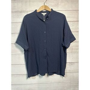 Max Studio Navy Blue New Button-Down Shirt Short Sleeve Large Casual‎ Light